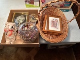 FR- HomeGoods and Basket