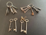 K- Bag of Assorted Skeleton Keys
