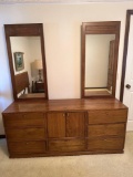 B2- Bernhardt (3) Piece Bedroom Set With Lighted Picture