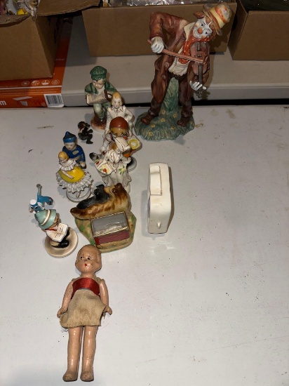 B- Lot of Figurines Marked Occupied Japan