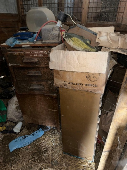 BG- Contents of Stall in Back Garage