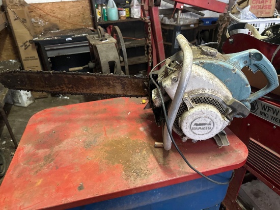 FG- Remington Logmaster Chain Saw