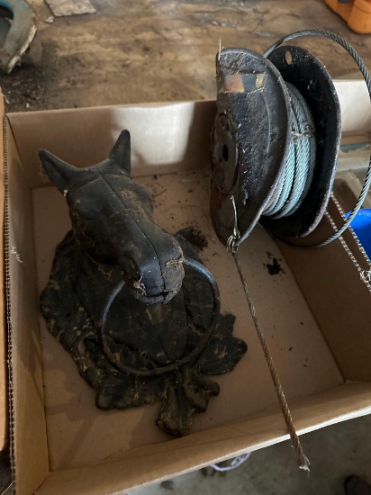 HG- Cast Iron Horse Door Knocker and Spool of Cable