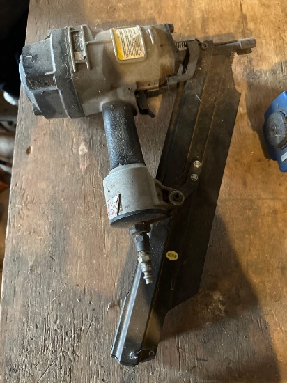 HG- Central Pneumatic Nailer