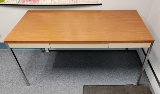 Office (O)- Metal Desk and Wall Map