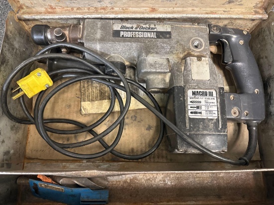 O- Black and Decker Rotary Hammer Drill