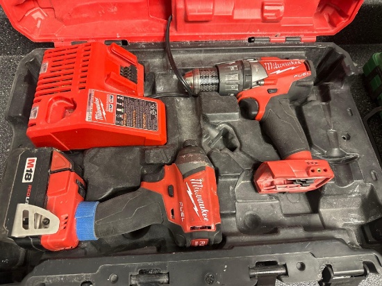 O- Milwaukee M18 XC Drill and Impact Drill