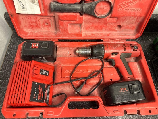 O- Milwaukee 18V Drill