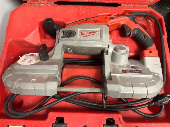 O- Milwaukee Deep Cut Portable Band Saw