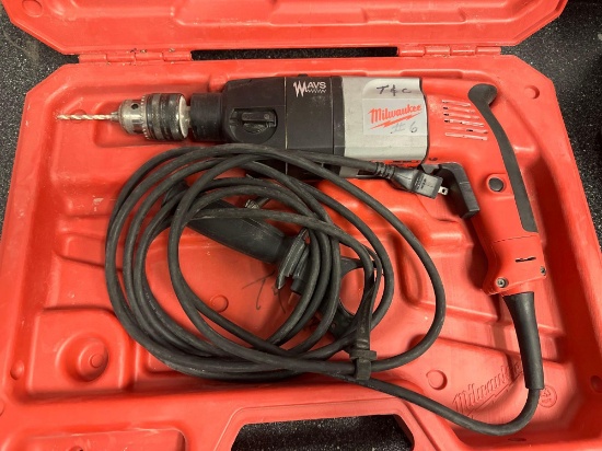 O- Milwaukee Corded Hammer Drill