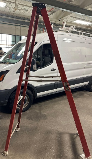 Werner 8' Aluminum / Fiberglass Ladder