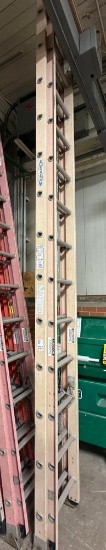 Werner 28' Fiberglass Ladder