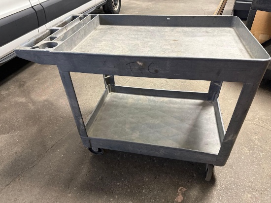 Rubbermaid Commercial Cart