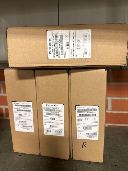 (4) Polycom VVX410 Desktop Phones