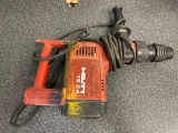 O- Hilton TE 24 Hammer Drill