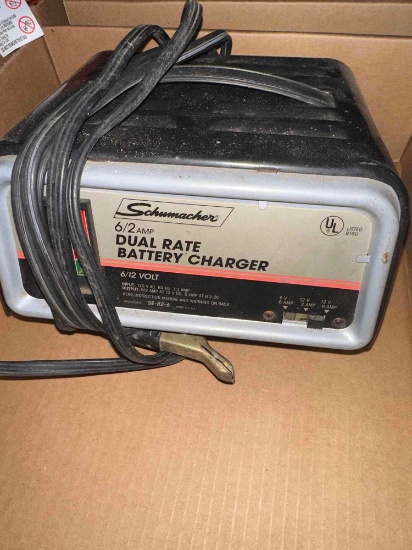 Garage (G)- Schumacher 6/2 Dual Rate Battery Charger