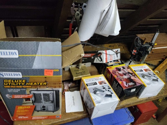 G1A- Contents of Table Top