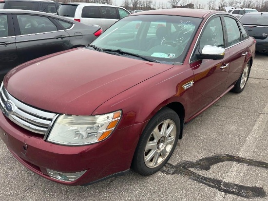 2008 Maroon Ford Taurus