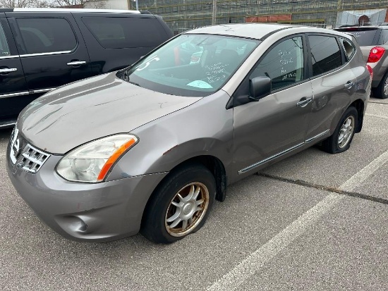 2011 Tan Nissan Rogue