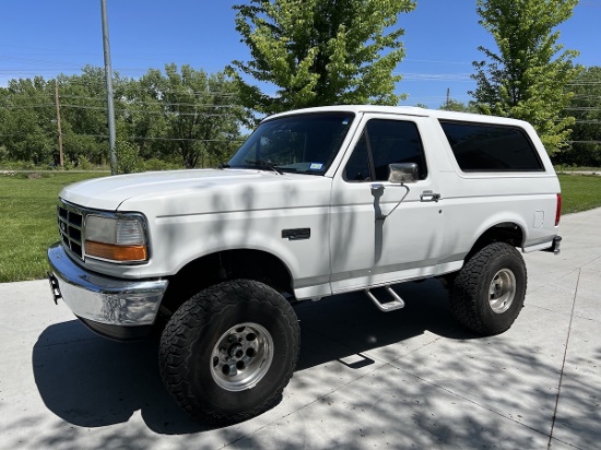 1995 Ford Bronco XL