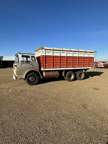 1968 Chevy 2T Cabover Truck