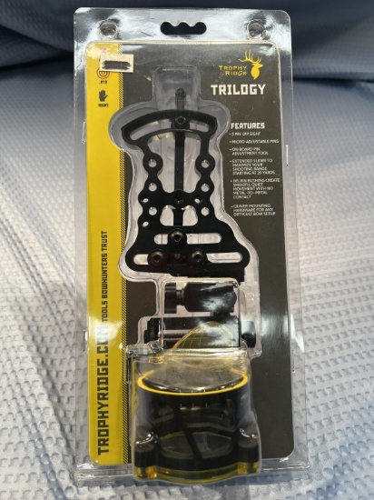 New, in box Trophy Ridge Trilogy bow sights