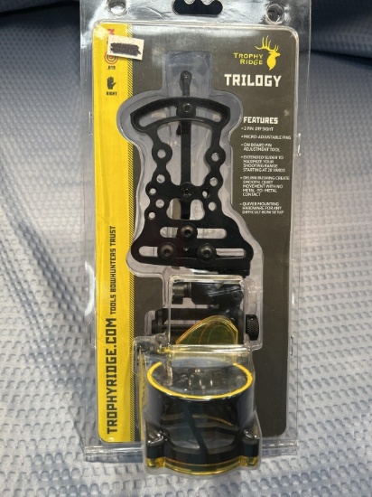 New, in box Trophy Ridge Trilogy bow sight