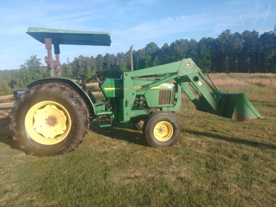 John Deere 5410 tractor with loader