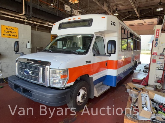 2019 Ford E-450 Super Duty Bus Vehicle, VIN # 1FDFE4FS4KDC39621