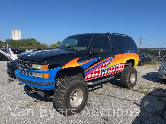 1995 Chevrolet Tahoe Multipurpose Vehicle (MPV), VIN # 3GNEK18K7SG105541
