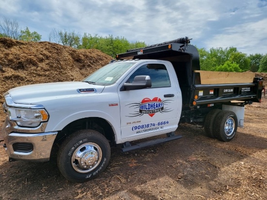 2020 Dodge 3500 S/A Dump Truck