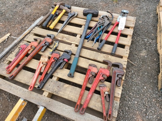 Lot of Misc. Hand Tools Inc: Pipe Wrenches,
