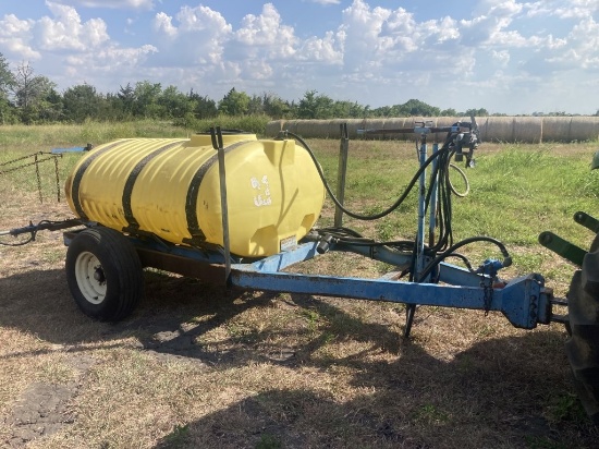 Pull-Type 500gal Spray Rig 28' Boom
