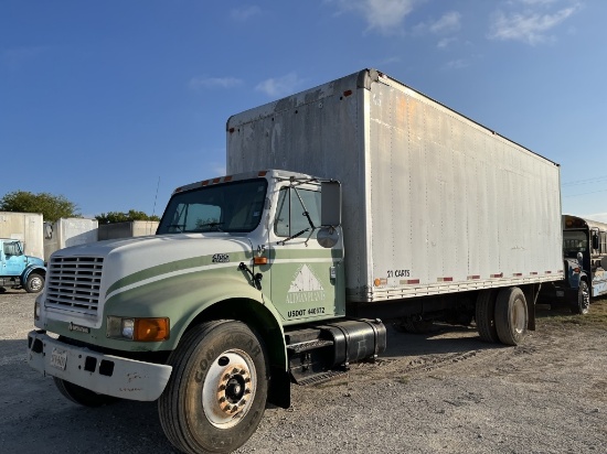 2000 International 4700 DT466E Box Truck