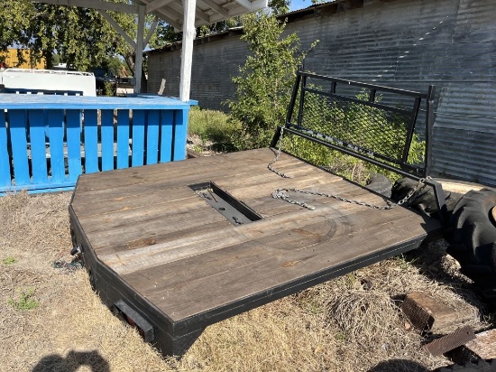 Flatbed for Dually
