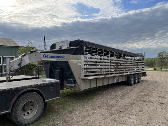 2012 Gooseneck 32' x 6'8" Aluminum Cattle Trailer