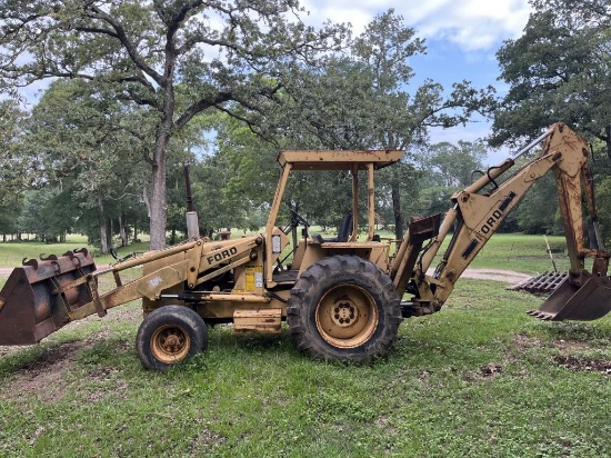 Ford 555 Loader Backhoe