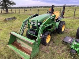 John Deere 2025R HST Tractor with H130 LDR