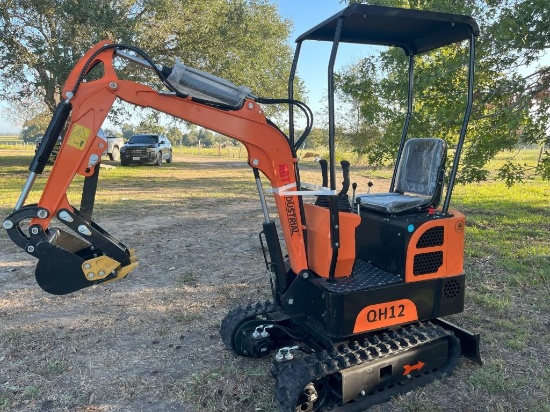 2023 AGT QH12 Mini Excavator