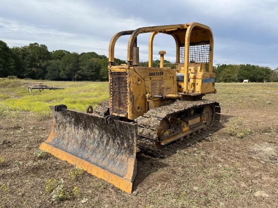 Dresser TD-8E Dozer