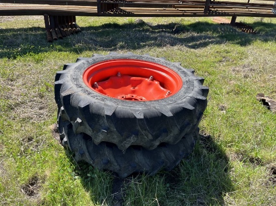 2pc 9.5-24 Kubota Tractor Tires and Rims