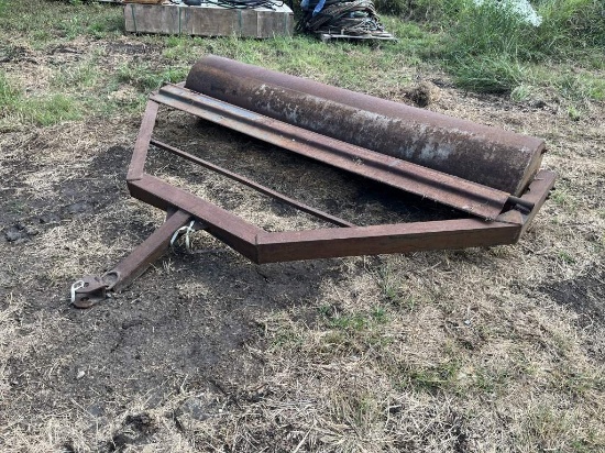 8ft Pull-Type Roller