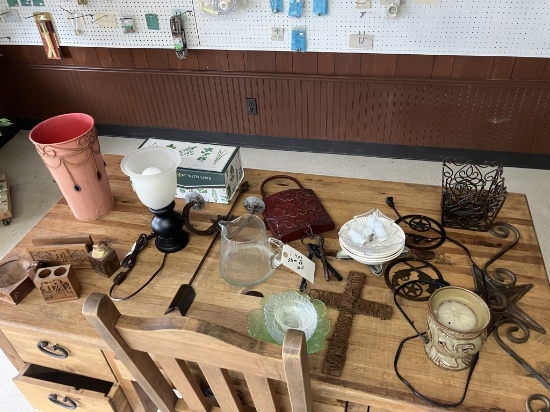 Decorations on top of Desk