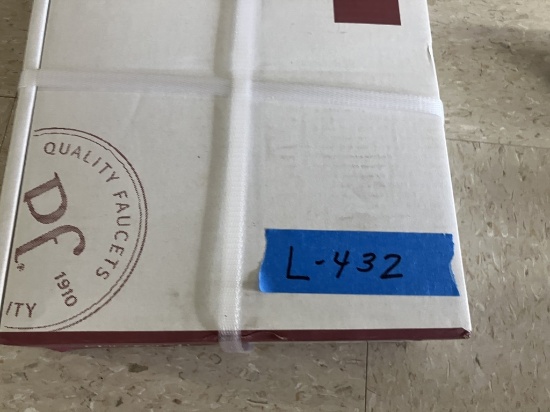 Pfister Tub & Shower Valve, handles, & Trim