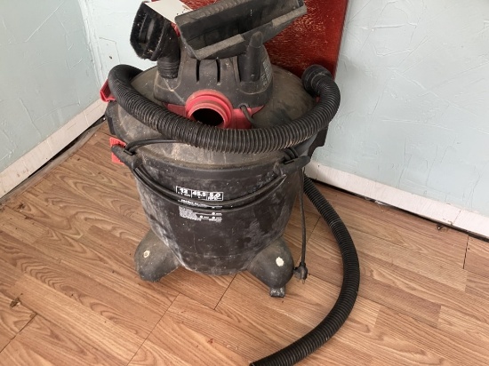 Shop Vac and TV Tray