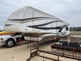 2007 Newmar Terry Pine 5th Wheel Camper Trailer