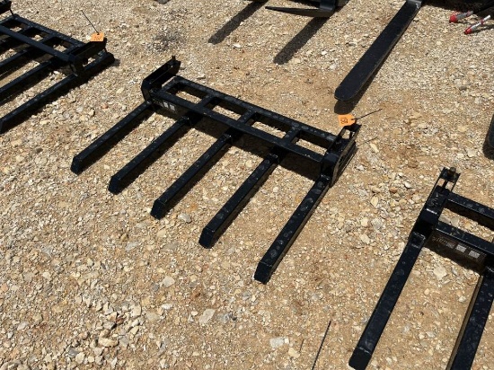 Wolverine 42" Pallet Forks w/ 5 Teeth