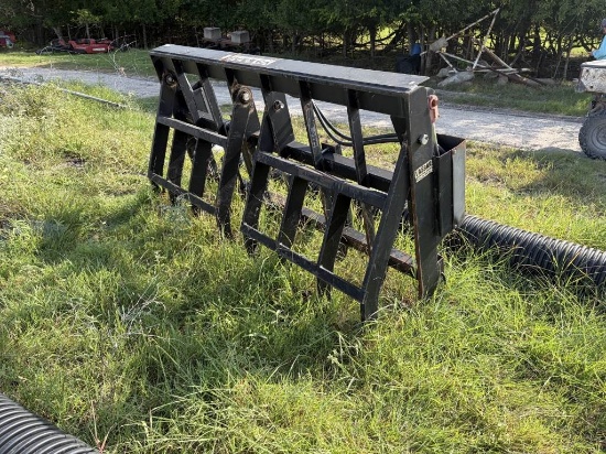 Vassar 84" Tractor Grapple