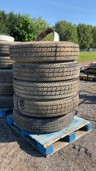 Truck tires 24.5