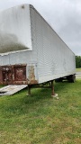 Semi trailer